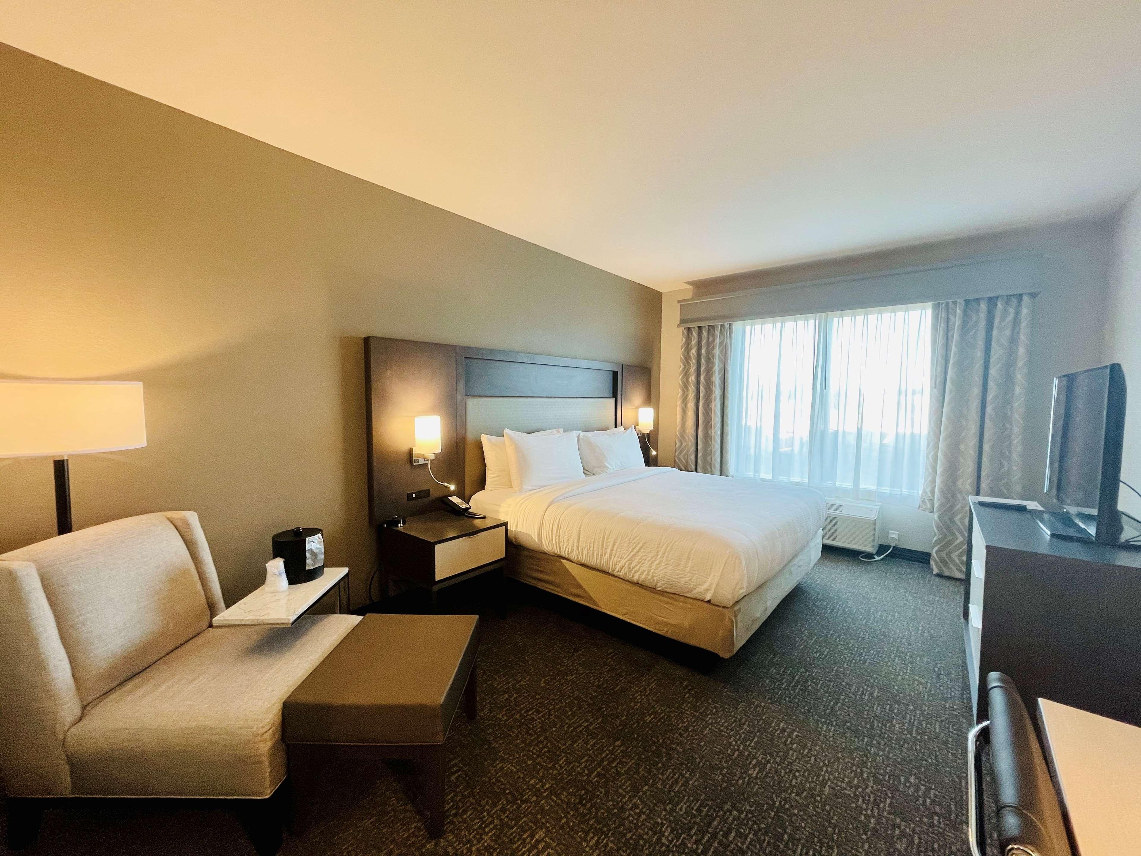 Best Western Plus Executive Residency Jackson Northeast エクステリア 写真